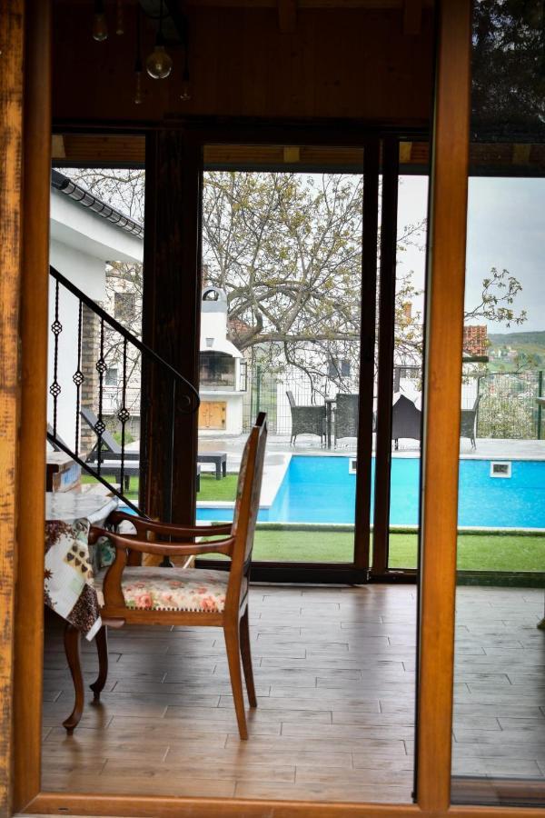 City Escape Luxury Villa Zuce Exterior photo